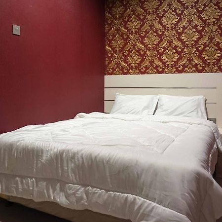 Готель Omah Kalimosodo Mitra Reddoorz Near Stasiun Malang Kota Baru Екстер'єр фото
