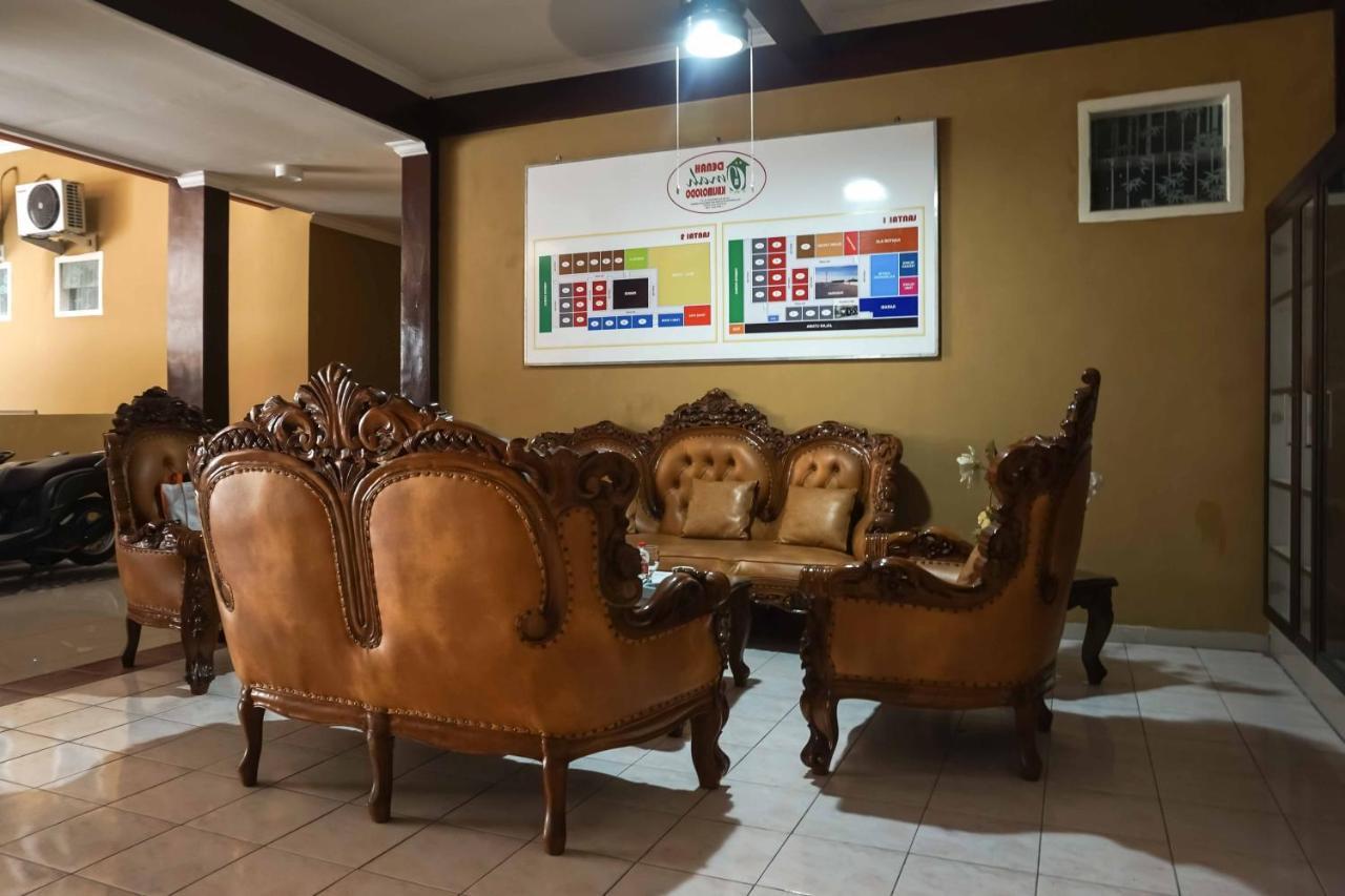 Готель Omah Kalimosodo Mitra Reddoorz Near Stasiun Malang Kota Baru Екстер'єр фото