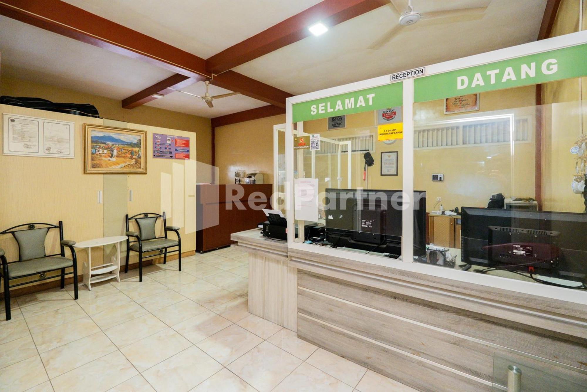 Готель Omah Kalimosodo Mitra Reddoorz Near Stasiun Malang Kota Baru Екстер'єр фото